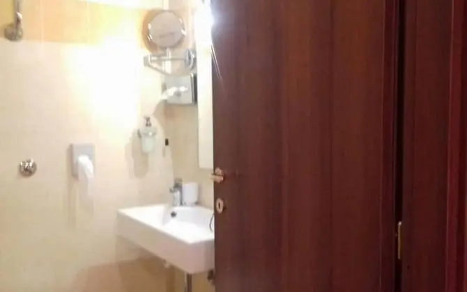 Basic Tek Büyük Yataklı Oda, 1 Yatak Odası, Kısmi Deniz Manzaralı
