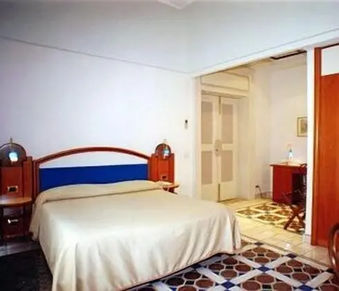 Dört Kişilik Oda