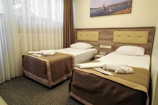 Standart Oda, Şehir Manzaralı