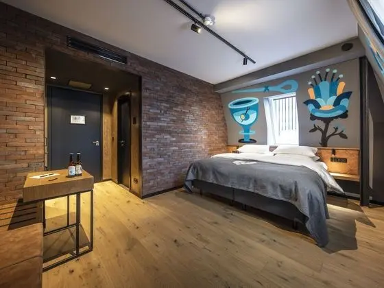 Comfort Tek Büyük Yataklı Oda