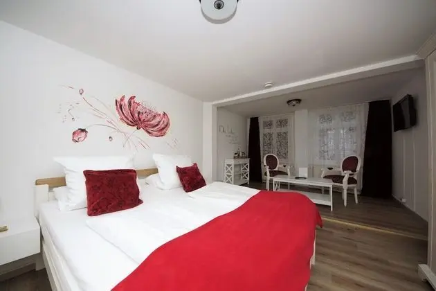 Comfort Tek Büyük Yataklı Oda