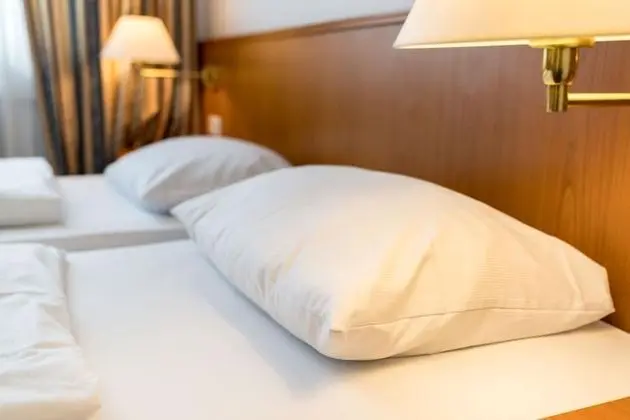 Comfort Tek Büyük Yataklı Oda, Şehir Manzaralı