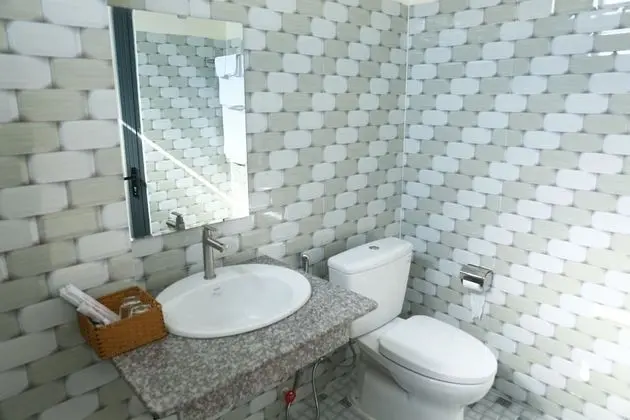 Deluxe Tek Büyük Yataklı Oda, Balkon, Şehir Manzaralı