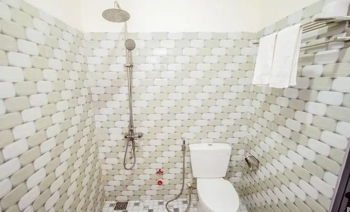 Deluxe Tek Büyük Yataklı Oda, Balkon, Şehir Manzaralı