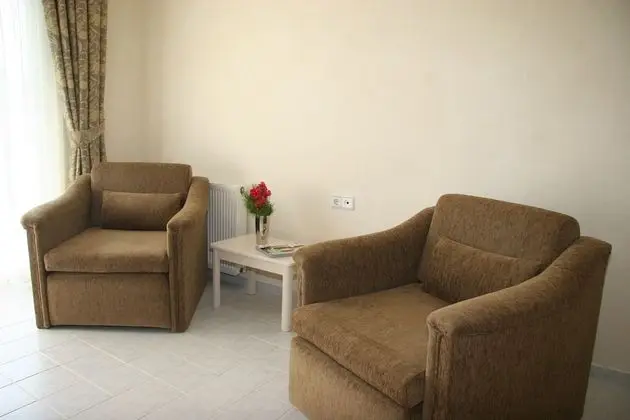 Apart Daire, Bahçeli