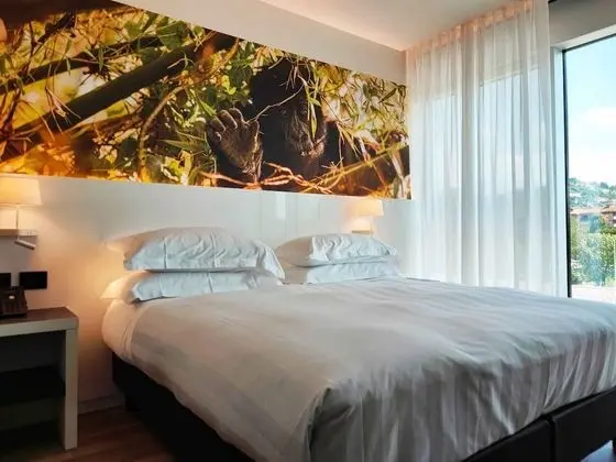 Standard Oda, 1 Büyük (Queen) Boy Yatak