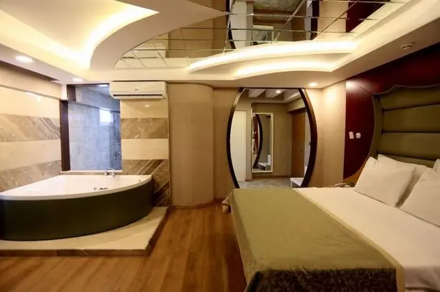 King Suite, Şehir Manzaralı, Jakuzili