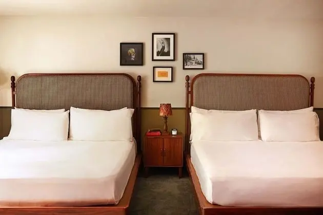 Deluxe Two King Suite