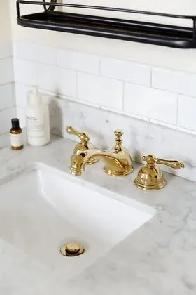 Standard Oda, 1 Büyük (Queen) Boy Yatak, Sigara İçilmez, Özel Banyo