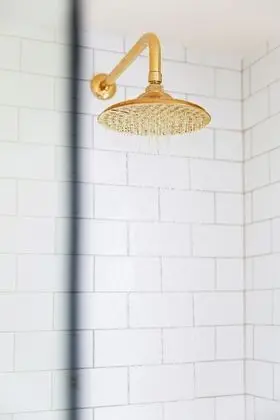 Standard Oda, 1 Büyük (Queen) Boy Yatak, Sigara İçilmez, Özel Banyo