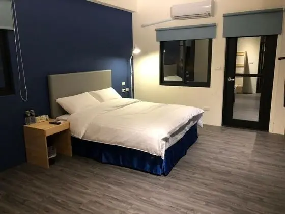 Tek Büyük Yataklı Oda, Balkon