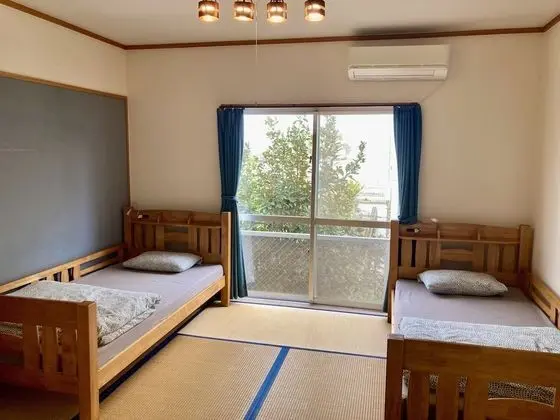 Üç Kişilik Oda (Bunk beds)