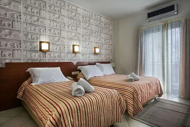 Standard Üç Kişilik Oda
