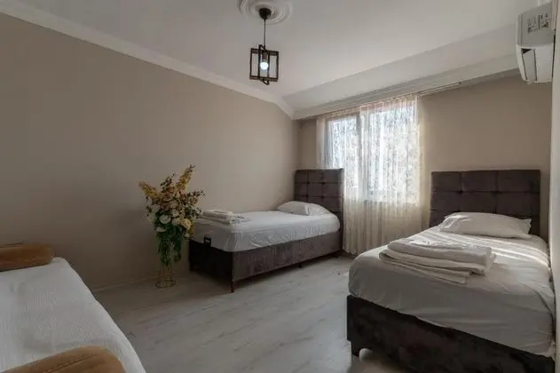 Suit Oda Dört Kişilik, Deniz Manzaralı, Klimalı