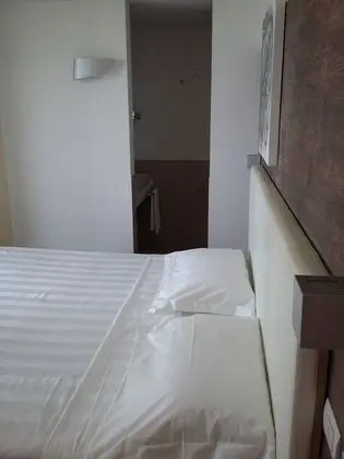 Deluxe Büyük Yataklı Tek Kişilik Oda, Deniz Manzaralı (no balcony)