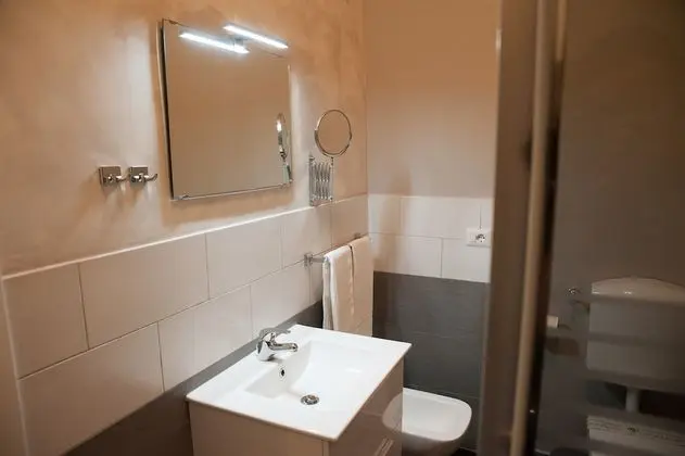 Comfort Tek Büyük Yataklı Oda