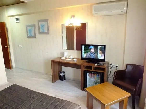 Tek Büyük Yataklı Oda