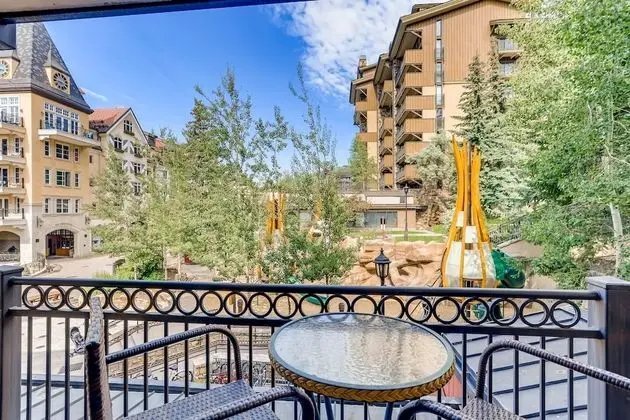 Ev, 1 Büyük (Queen) Boy Yatak ve Çekyat (Lifthouse Lodge: Studio Condo)