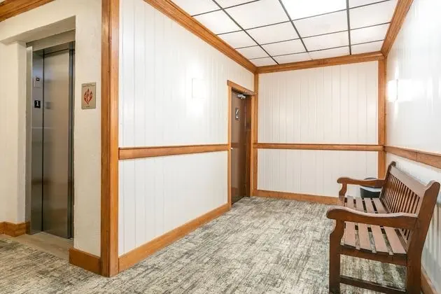 Ev, 1 Büyük (Queen) Boy Yatak ve Çekyat (Lifthouse Lodge: Studio Condo)