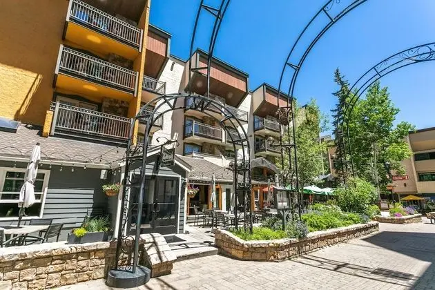 Ev, 1 Büyük (Queen) Boy Yatak ve Çekyat (Lifthouse Lodge: Studio Condo)