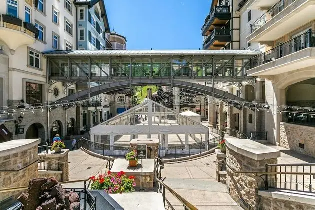 Ev, 1 Büyük (Queen) Boy Yatak ve Çekyat (Lifthouse Lodge: Studio Condo)