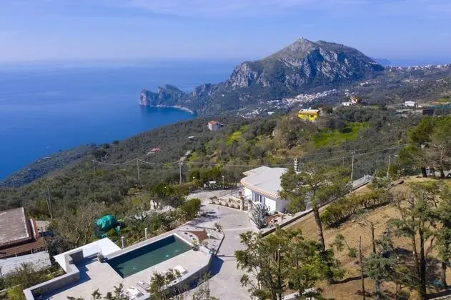 Villa, Sigara İçilebilir