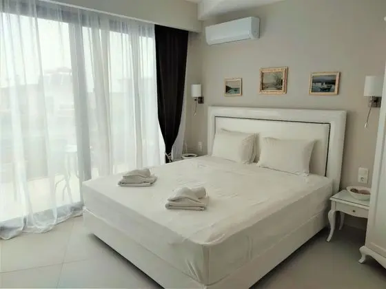 Deluxe Tek Büyük Yataklı Oda, Balkon, Deniz Manzaralı