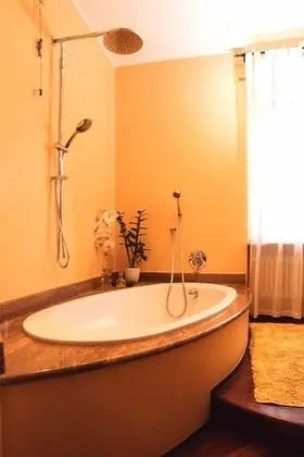 Tek Büyük Yataklı Oda, Özel Banyo