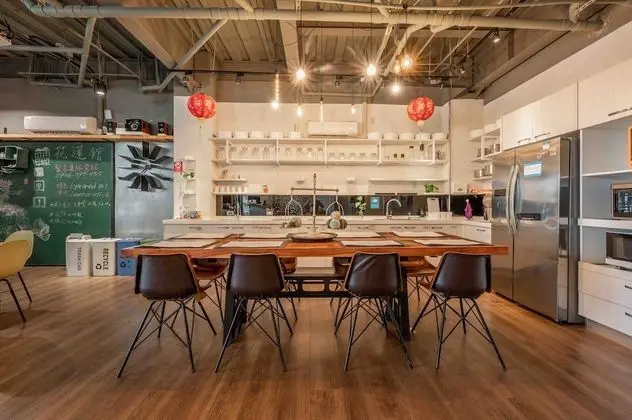 Classic Tek Büyük Yataklı Oda