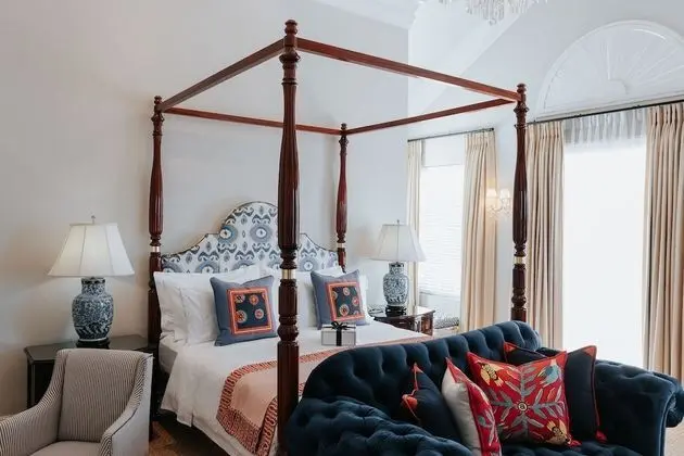 Honeymoon Tek Büyük Yataklı Oda (Bedford Manor)