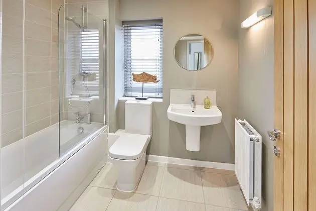 Ev