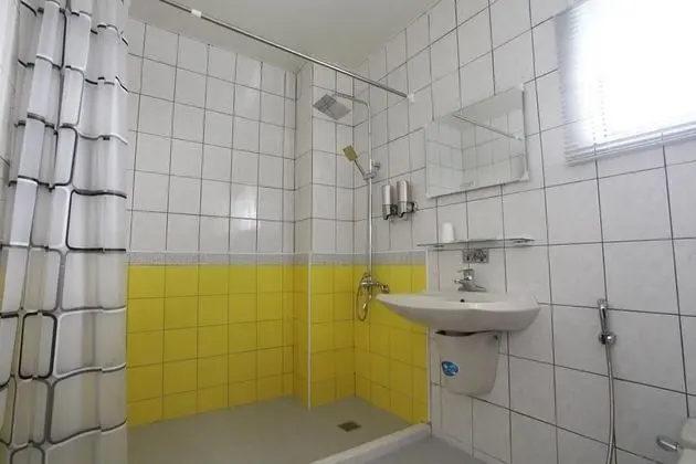 Standard Dört Kişilik Oda