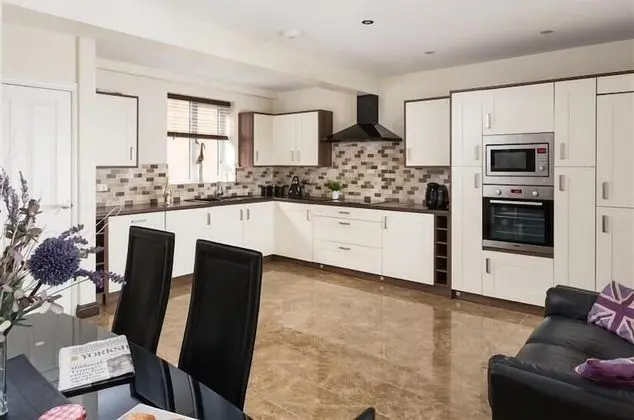 Ev, 2 Yatak Odası (3 bathrooms )