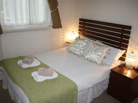 Tek Büyük Yataklı Oda, Banyolu/Duşlu (Small)