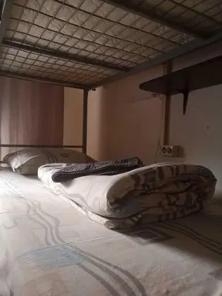 Ortak Ranzalı Oda, Sadece erkekler için (Bed in 10-bed Room)