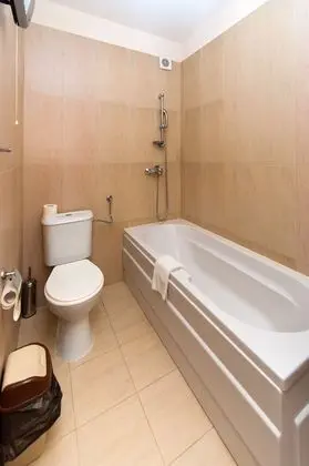 Apart Daire, 2 Yatak Odası, Küçük Mutfak