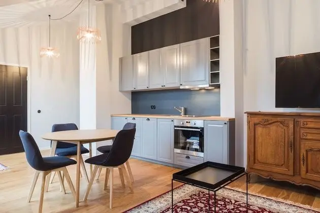 Deluxe Stüdyo, 1 Çift Kişilik Yatak ve Çekyat, Balkon, Şehir Manzaralı