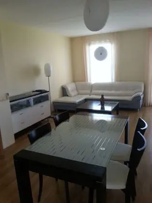 Classic Apart Daire, 2 Yatak Odası, Balkon, Golf Manzaralı