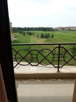 Classic Apart Daire, 2 Yatak Odası, Balkon, Golf Manzaralı