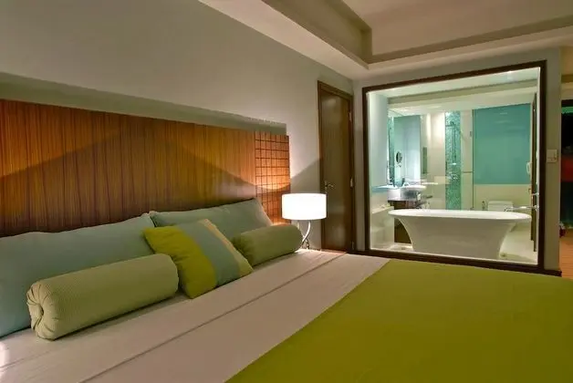 Aqua Spa Suite