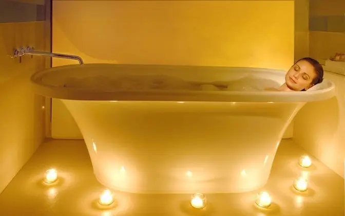 Aqua Spa Suite