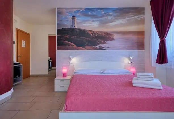 Tek Büyük Yataklı Oda, Balkon