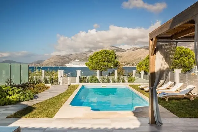 Deluxe Villa with Private Pool, Sea View (1)