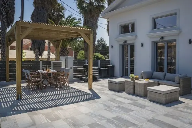 Deluxe Villa with Private Pool, Sea View (2)