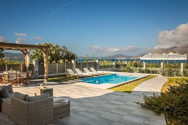 Deluxe Villa with Private Pool, Sea View (2)