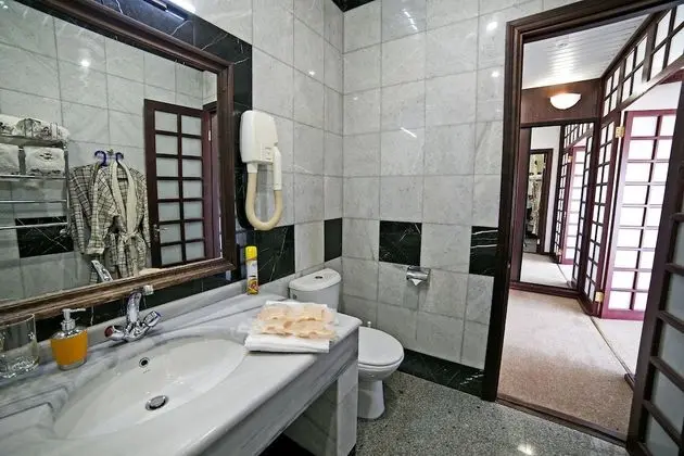 Deluxe Oda, Balkon