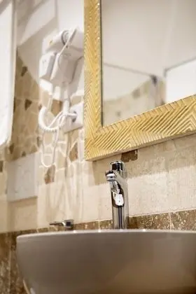 Luxury Üç Kişilik Oda