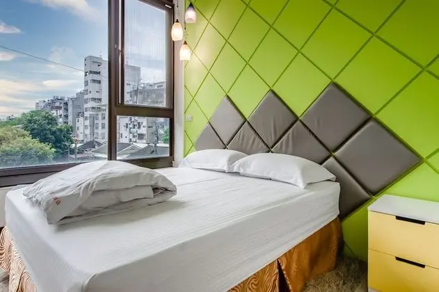 Tek Büyük Yataklı Oda, Şehir Manzaralı