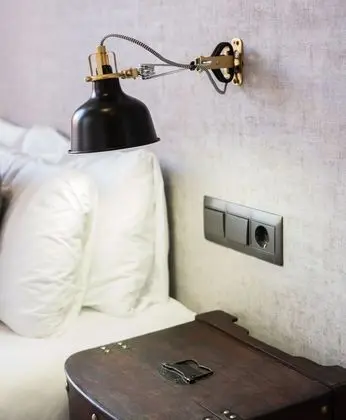 Standard Tek Büyük Yataklı Oda