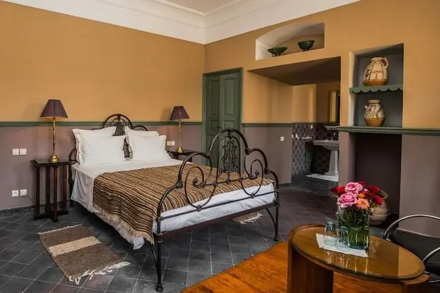 Luxury Tek Büyük Yataklı Oda